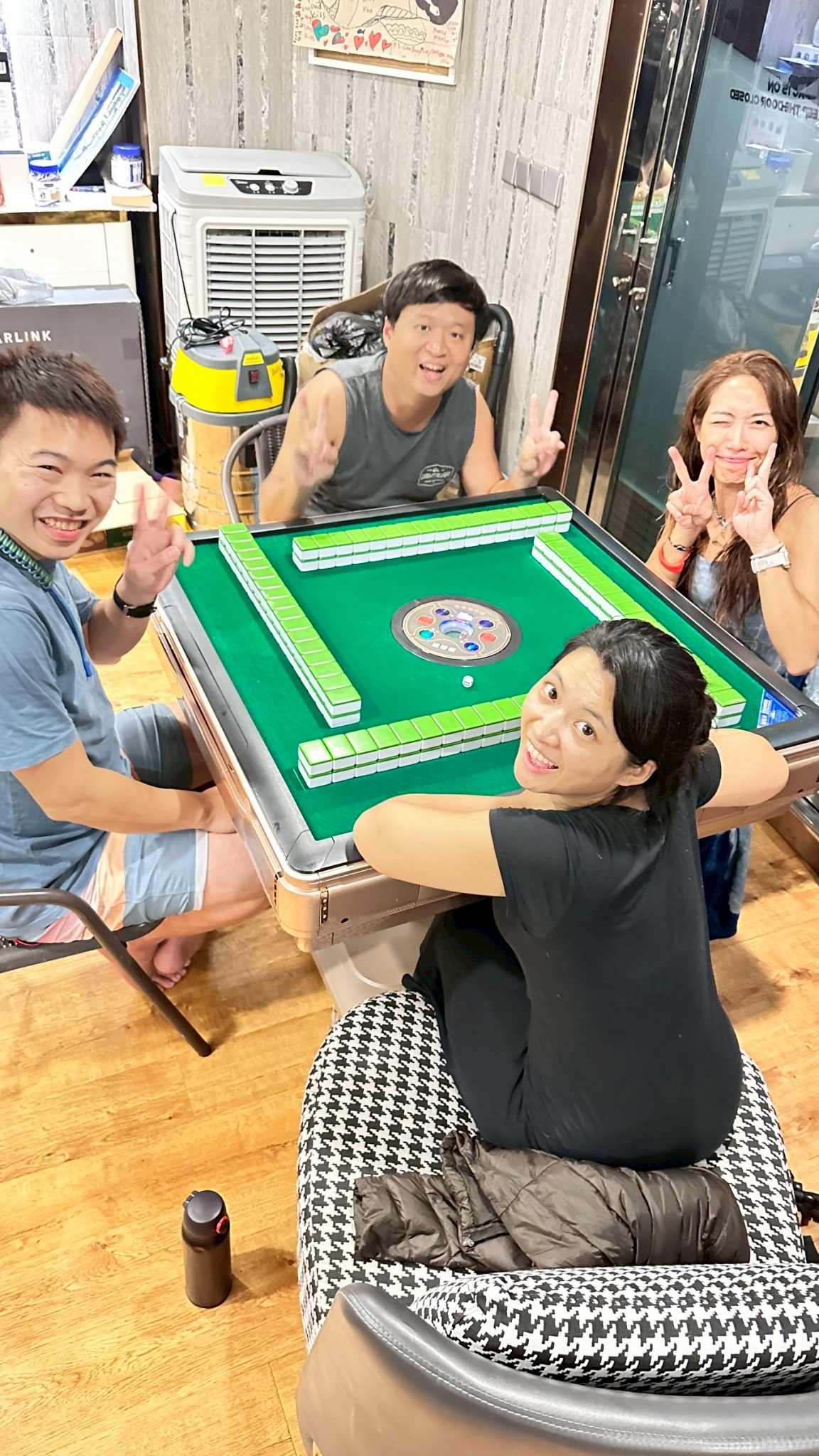 附設電動麻將桌